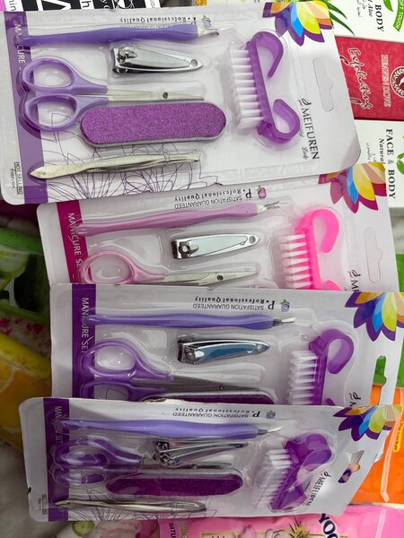 Ensemble pédicure manucure