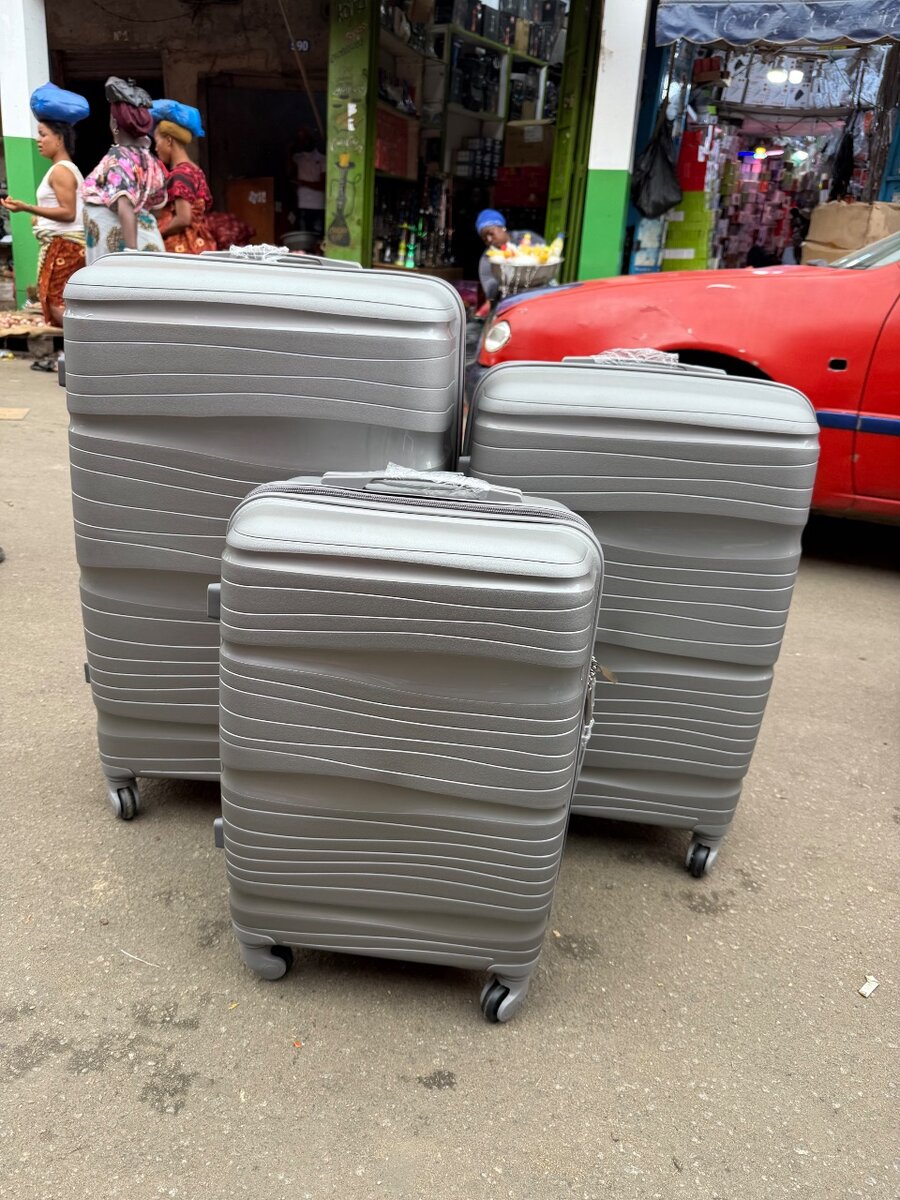 Ensemble de valises rigides légères