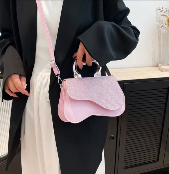 Sac à main rose brillant