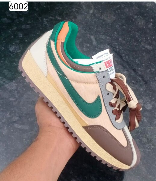 Baskets rétro en cuir