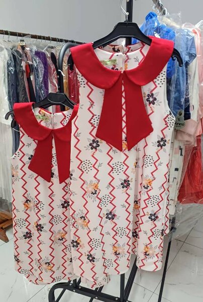 Robe Fille Motif Floral Élégant