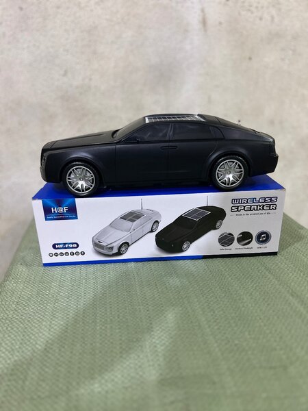 Enceinte Bluetooth voiture stylée