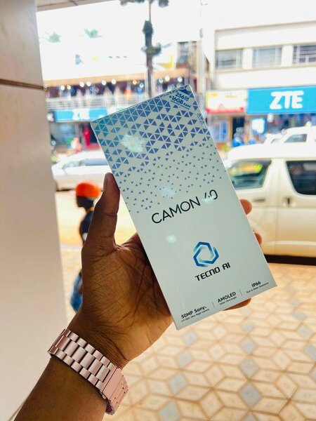 Tecno Camon 20 Pro Bleu