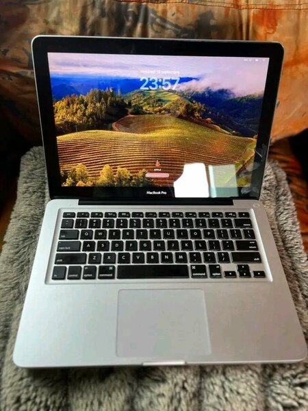 Apple MacBook Pro