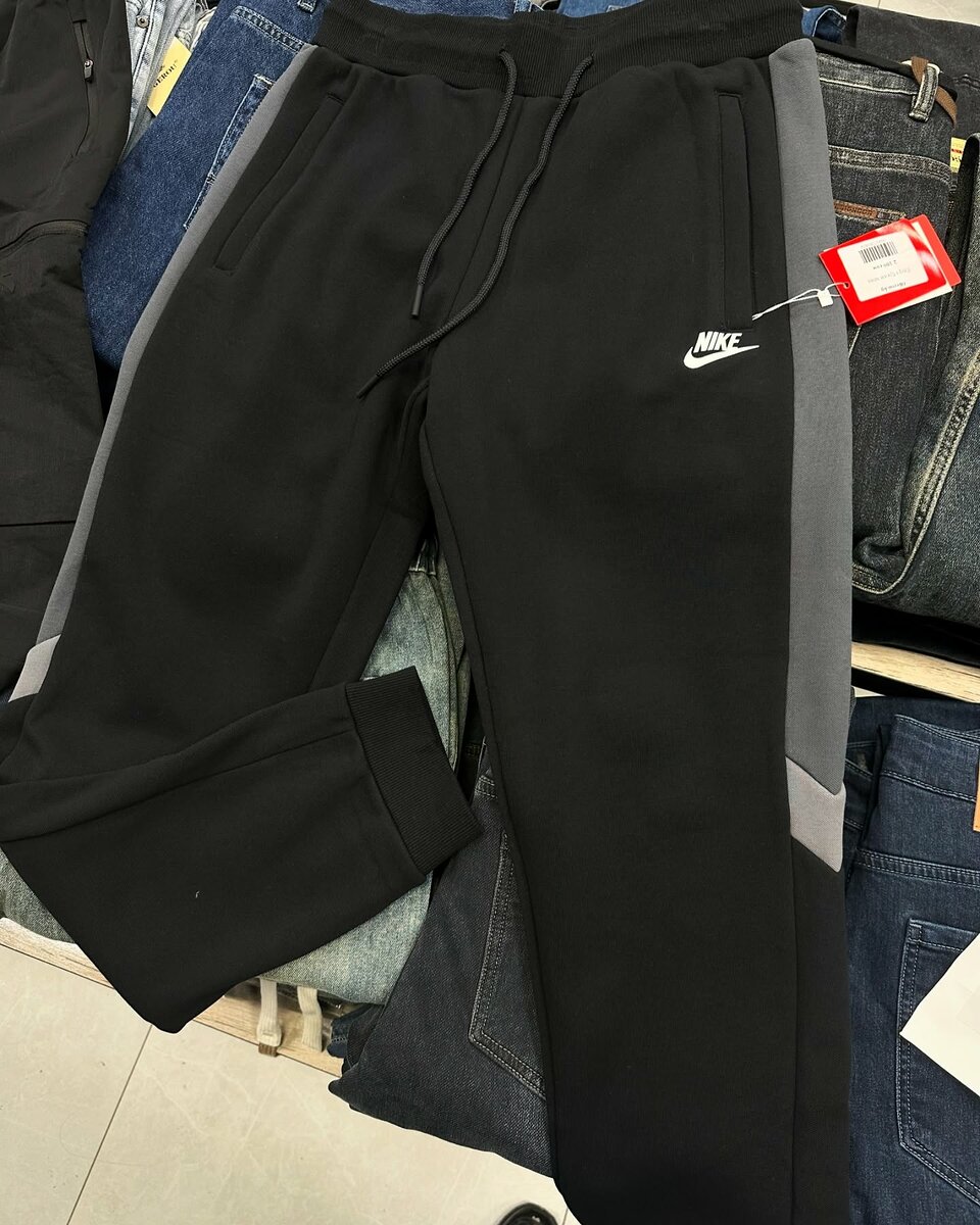 Спорт брюки Nike  (Флис начес)