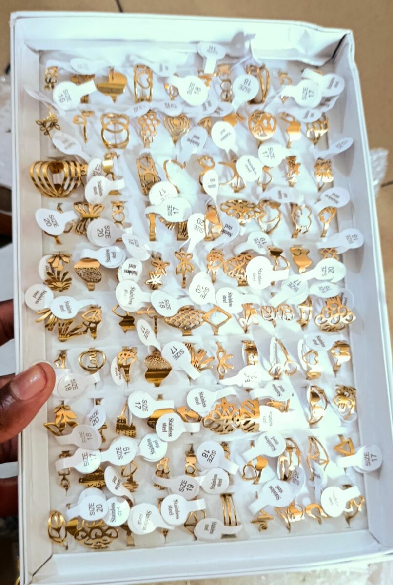 25000 le paquet bagues en inox