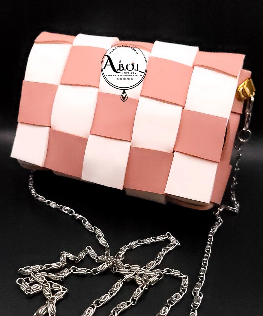 PINK AND WHITE KIDS BAG WITH CHAIN