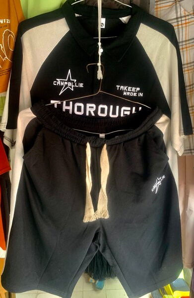 Ensemble de sport noir THOROUGH