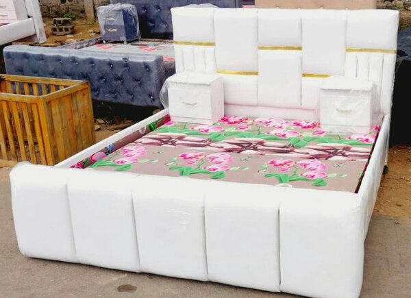 Lit double moderne rembourré