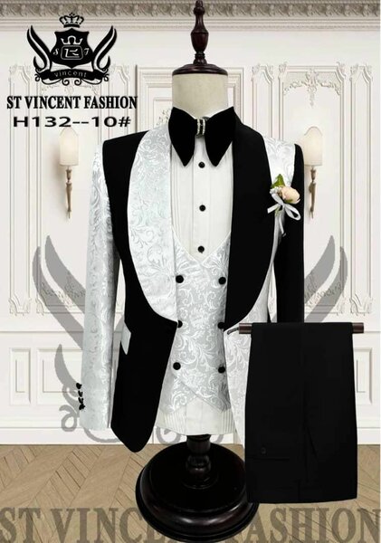 Costume de mariage élégant