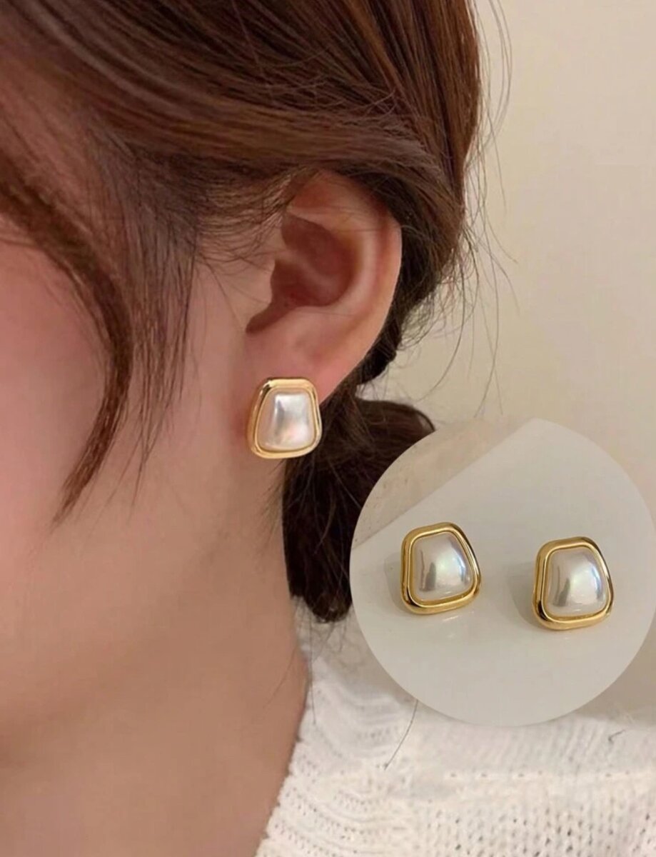 Boucles d'oreilles élégantes dorées