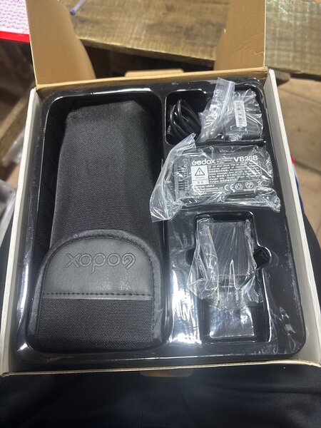 Flash Godox V1 C, S, N