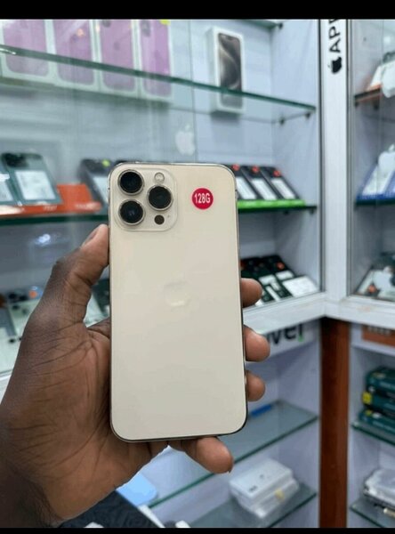 iPhone 12 Pro max 128 Go