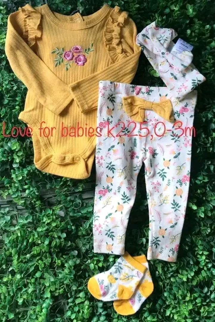 Set bodysuit+pants+socks+headband, 0-3m
