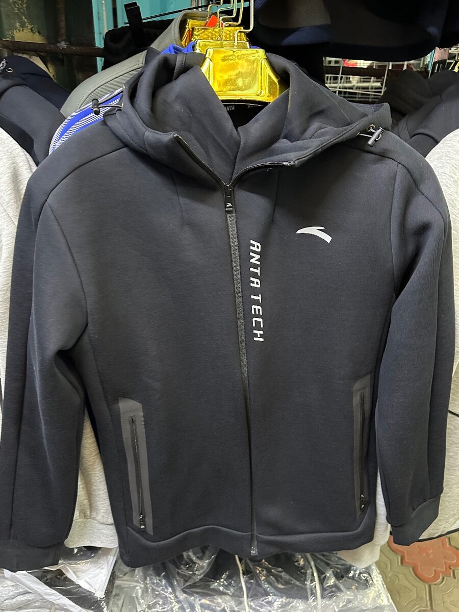 Спортивные костюмы Anta!