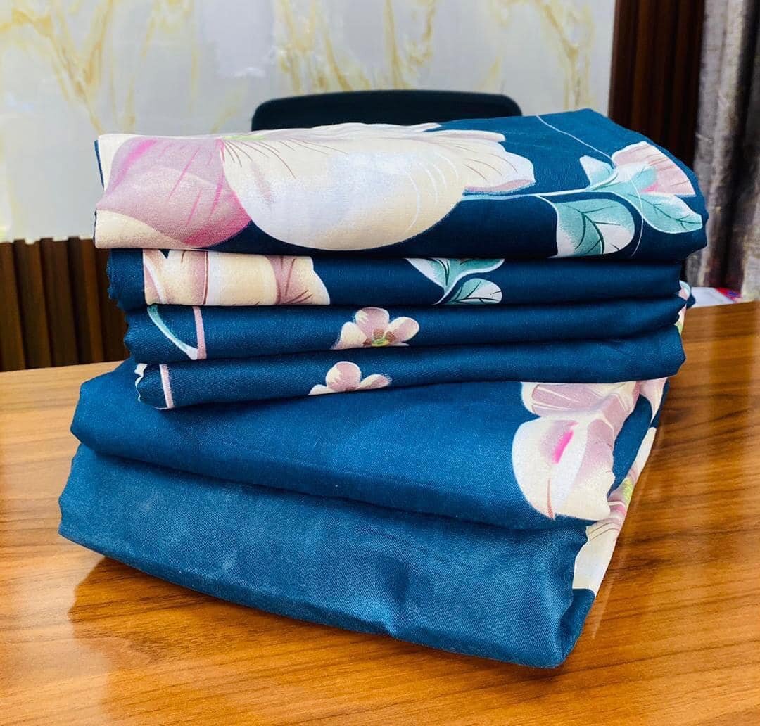 set includes 2 bedsheets and 4 pillowcases