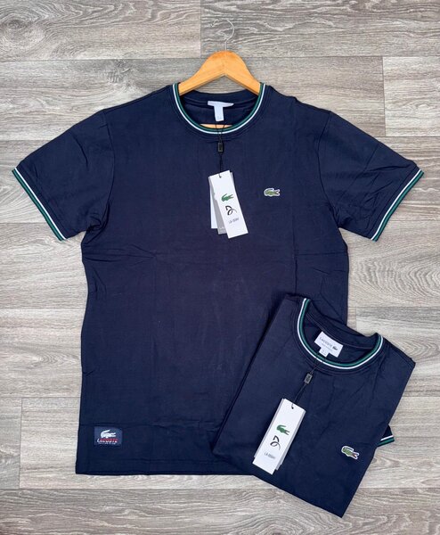 T-shirt bleu Lacoste homme