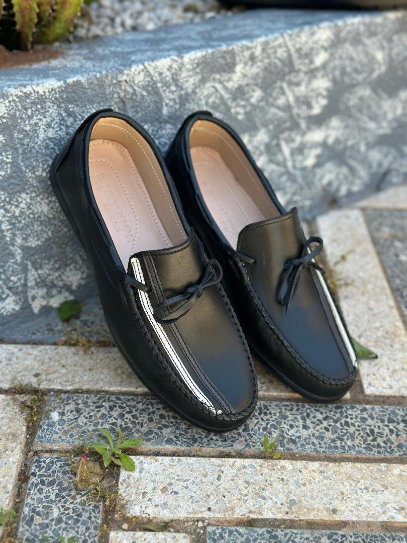 Mocassins en cuir noir homme
