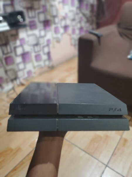 PlayStation 4 500 non cracké