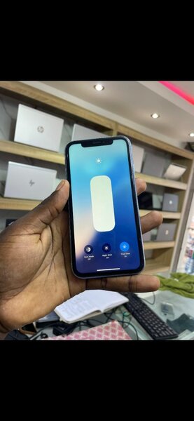 IPHONE XR 128GB