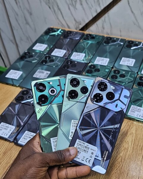 TECNO Pova 6 Pro 5G 256GB