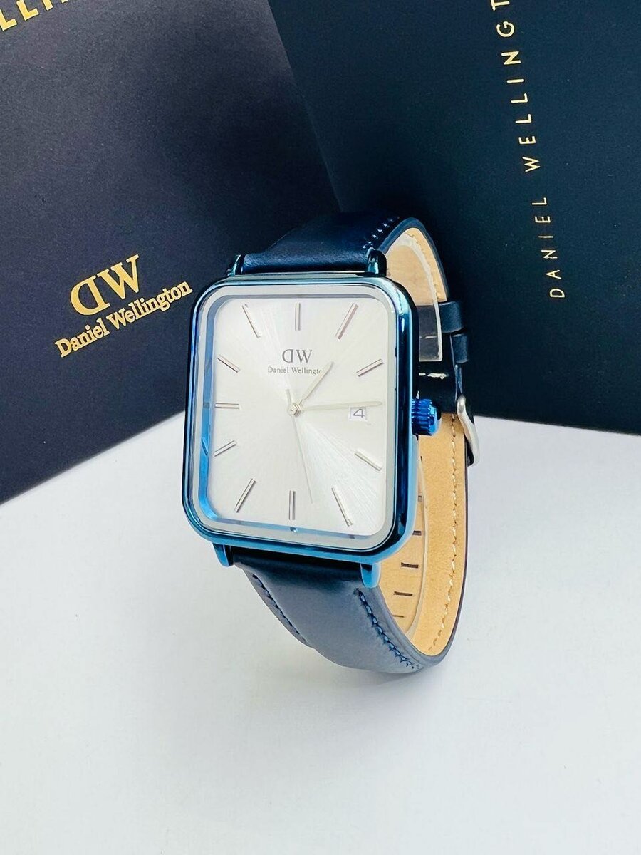 Belle montre avec coffret