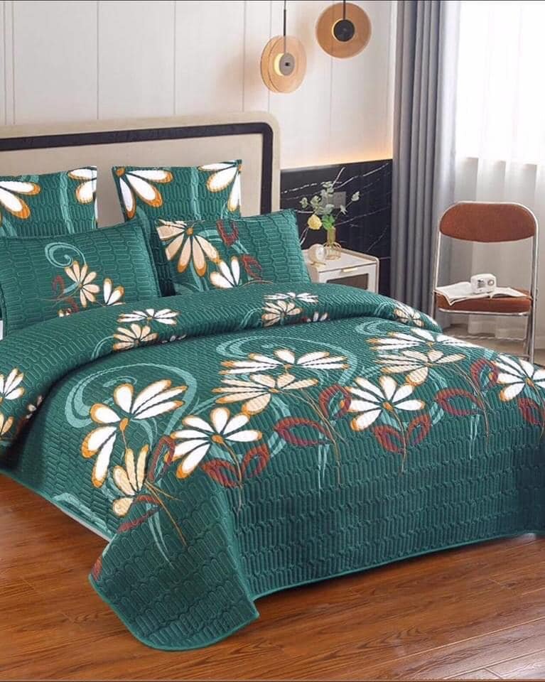 Bedding set with multi-colored print, 5 pieces, Queen size