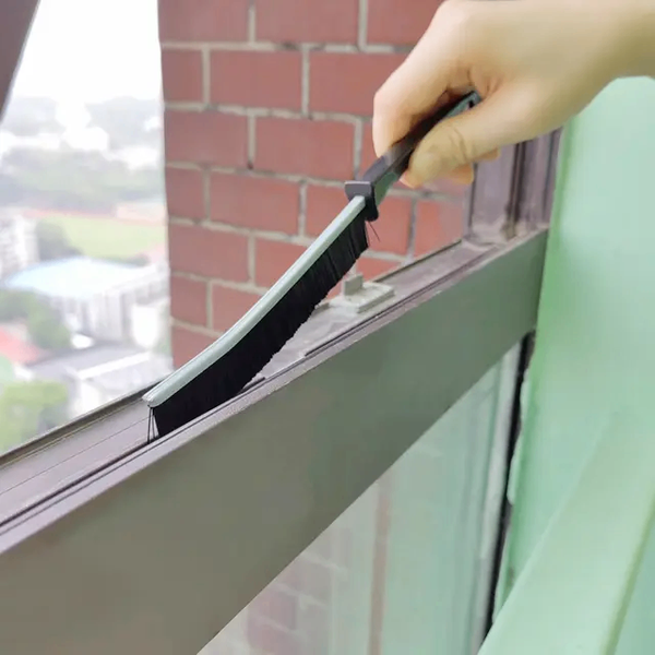 Brosse de nettoyage mince