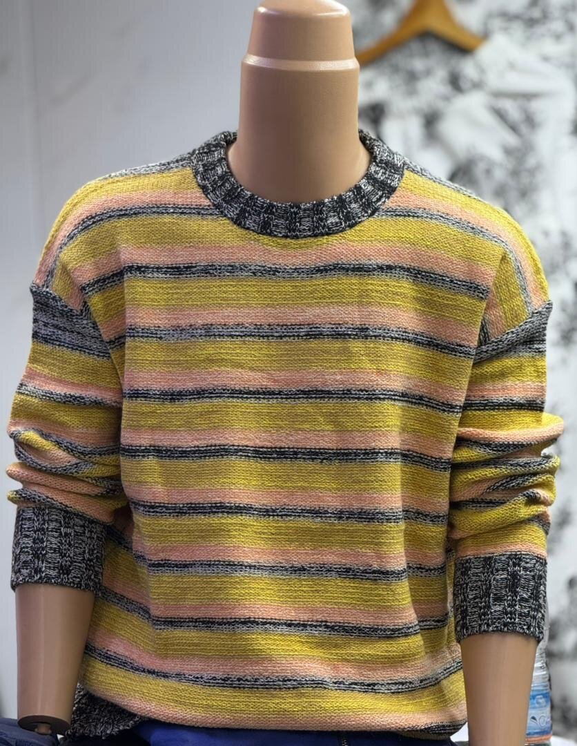 Pulls décontractés rayés