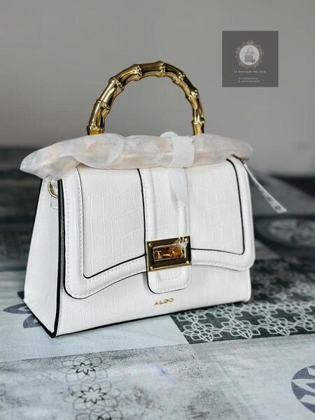 petit sac blanc