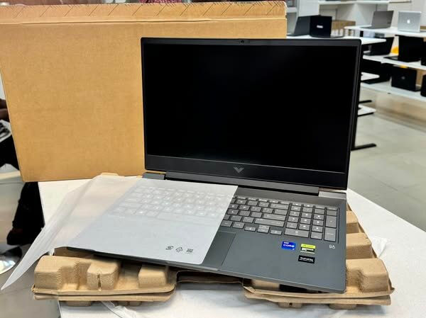  HP VICTUS T15 GAMING LAPTOP