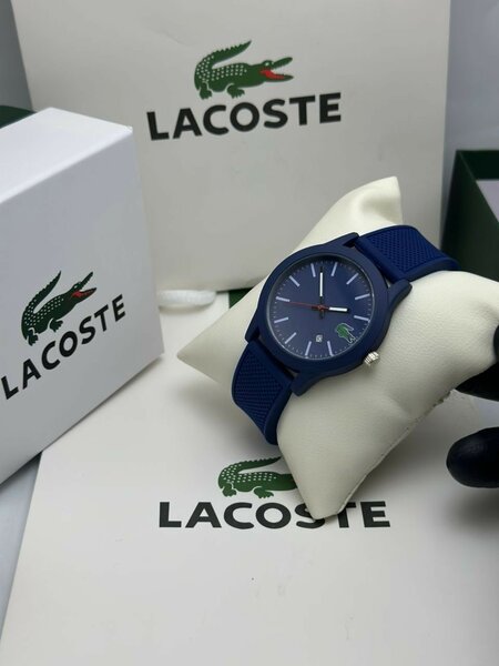 Montre Lacoste
