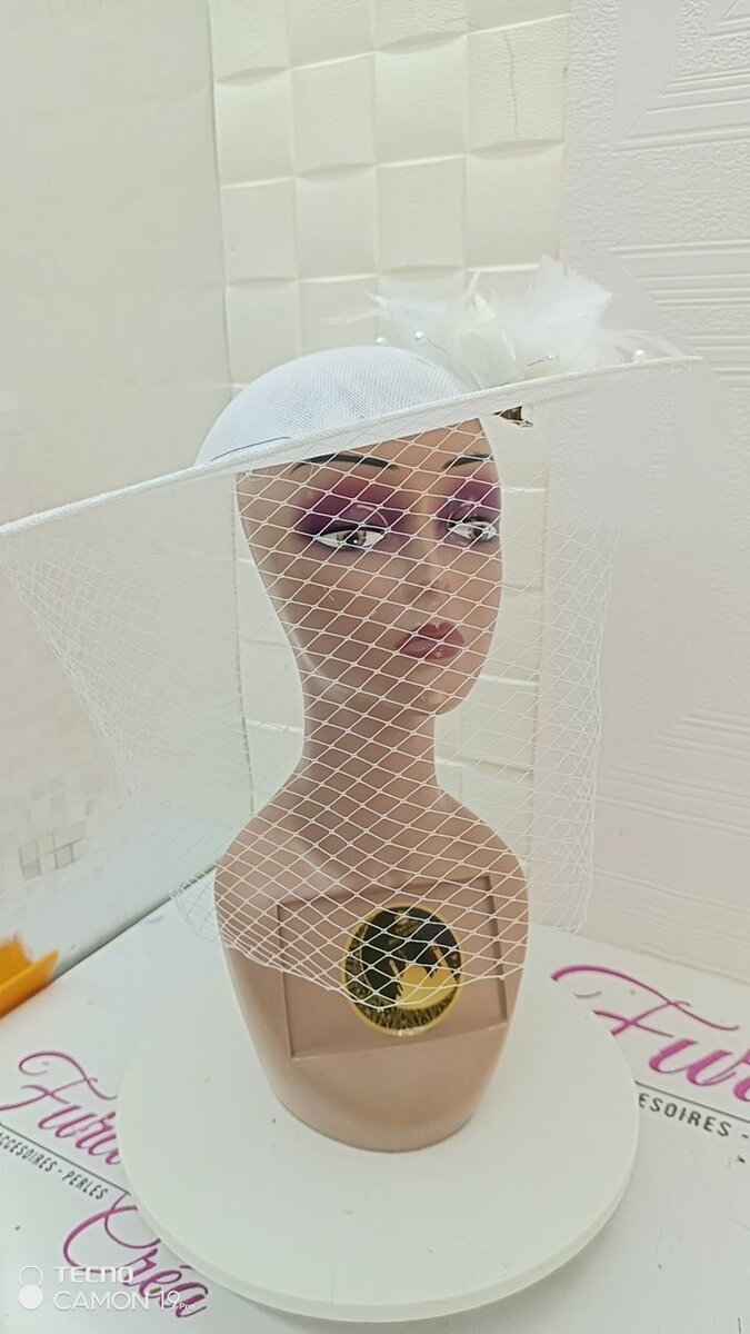 Bibine blanc élégant voile