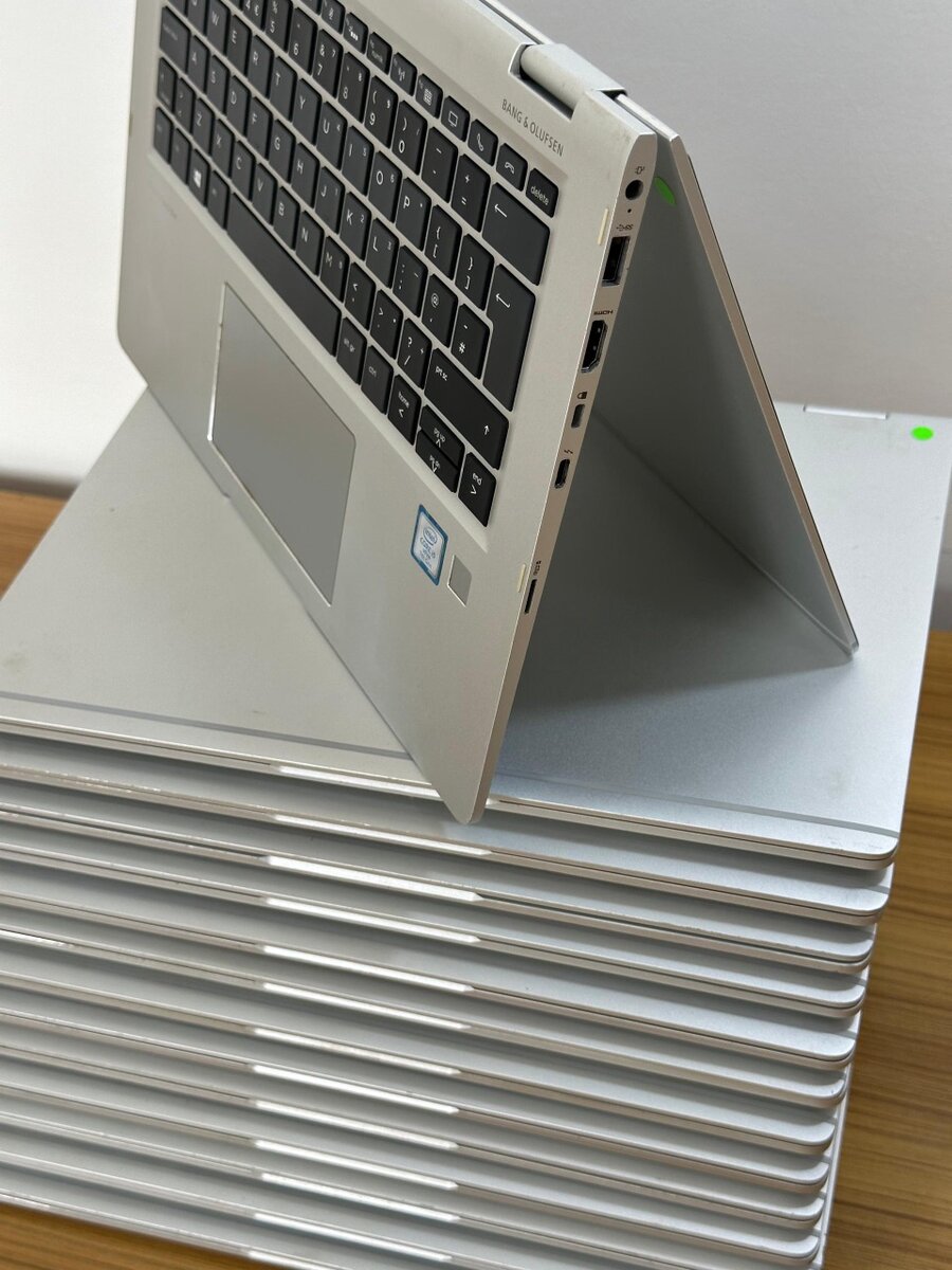 HP ELITEBOOK 1030 G2