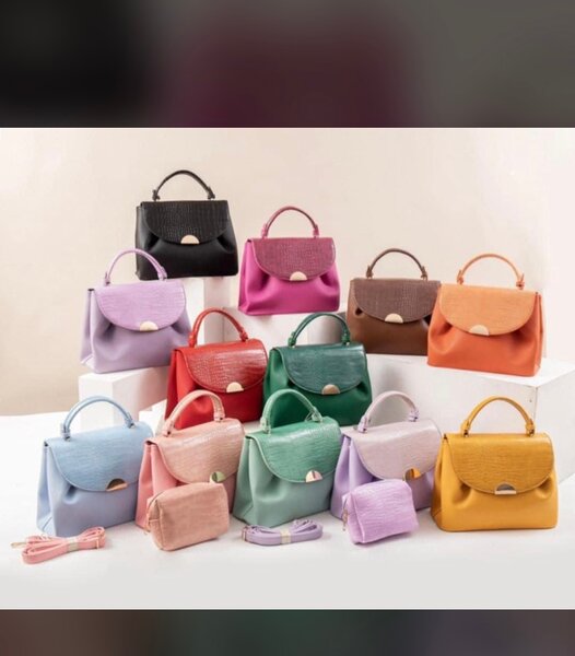 Sac à main coloré élégant