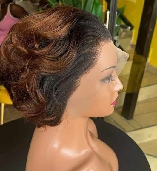 perruque cheveux courts