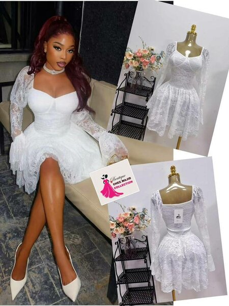 Robe courte en dentelle blanche