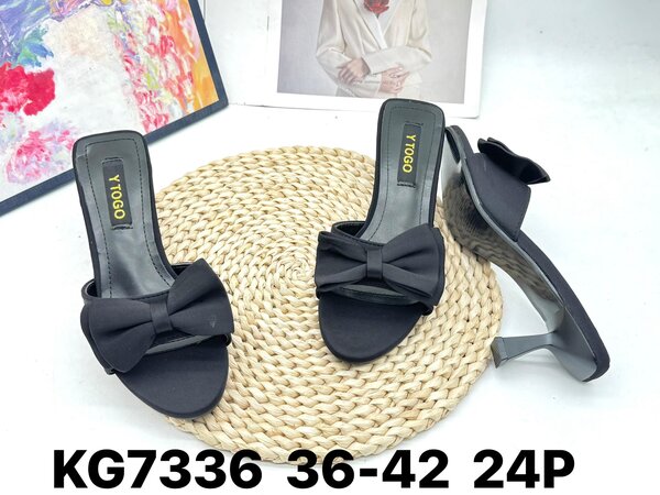 Sandales à talons hauts YOGO noirs