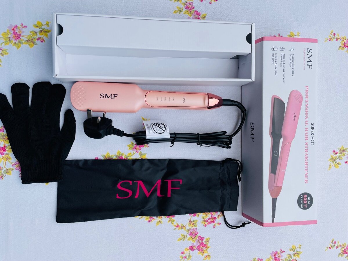 PROFESSIONAL HAIR STRAIGHTENER