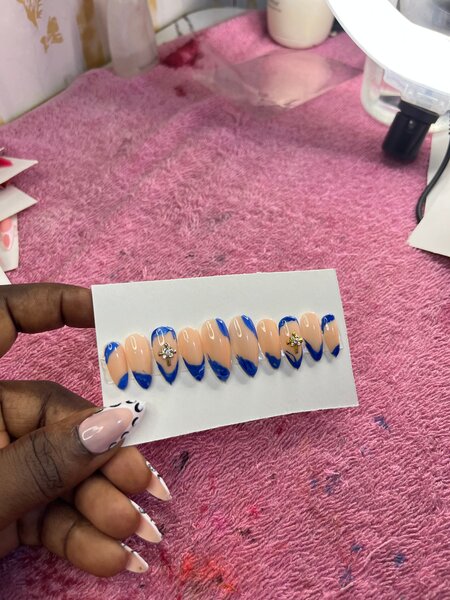 Ongles Prêts à Poser Stylés