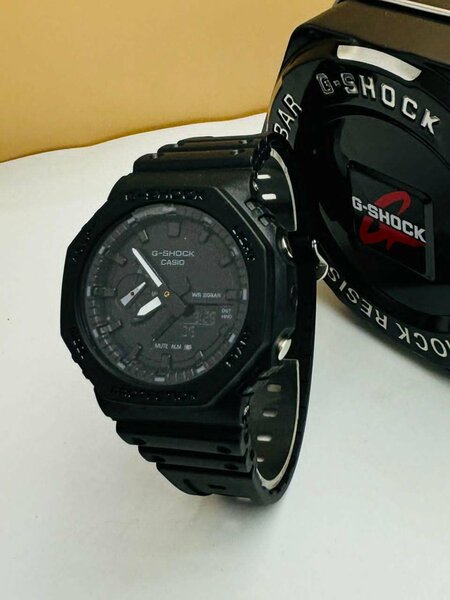 MONTRE G-SHOCK NOIRE