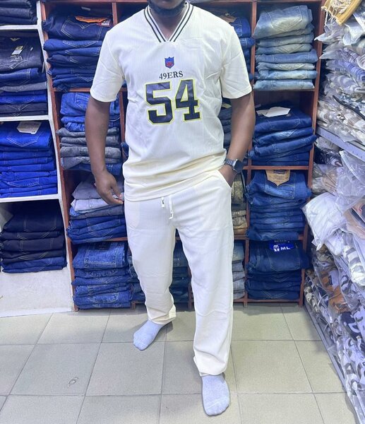 Jolie complète blanc pour homm