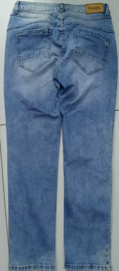 Jeans bleu style délavé