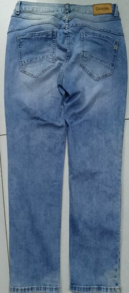 Jeans bleu style délavé