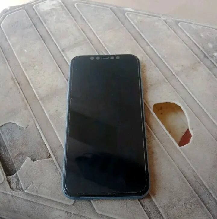 Smartphone Apple iPhone XR