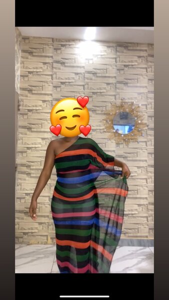 Robe longue à rayures colorées