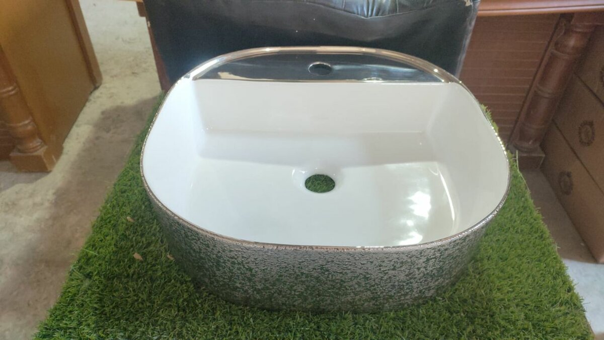 Art bowl golden