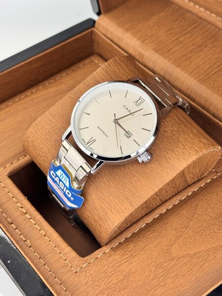 Montre Homme Casio Élégante