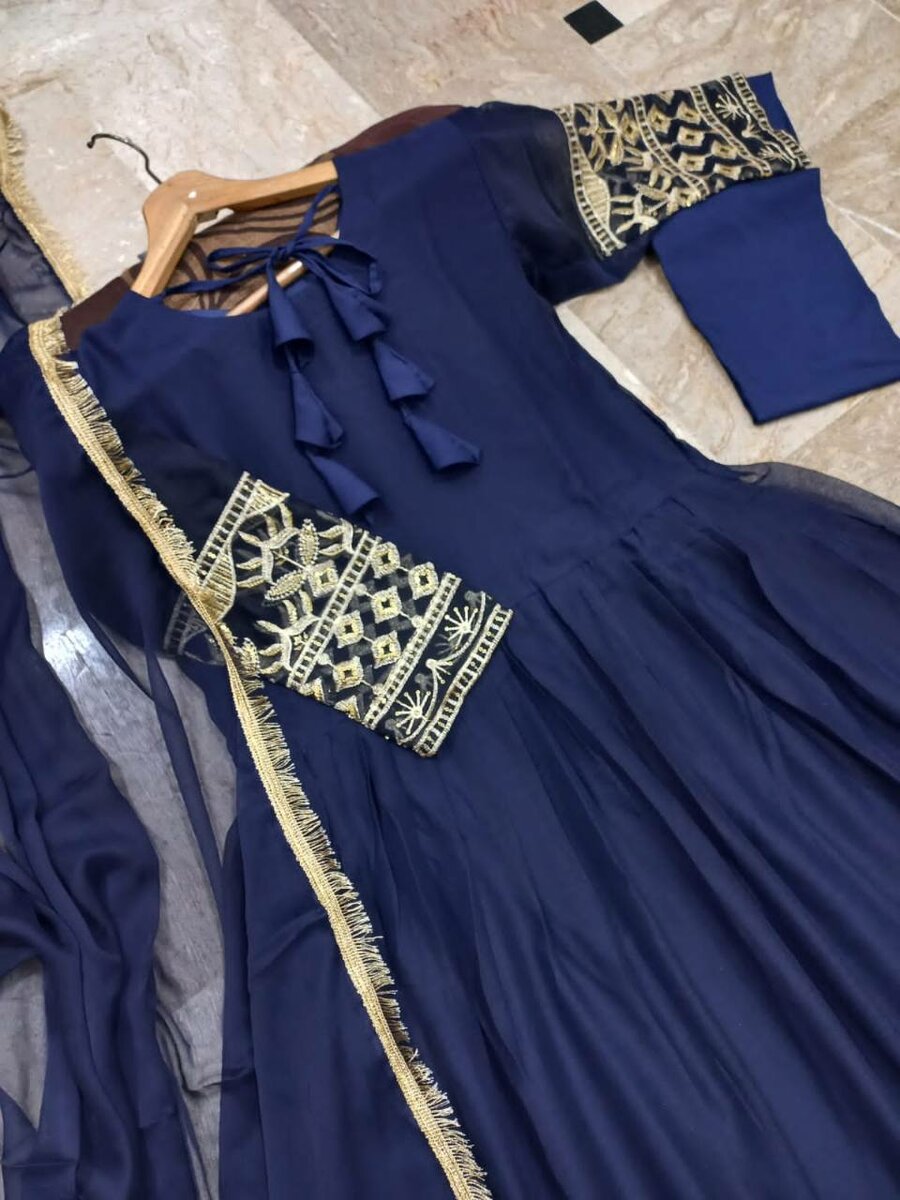 Sequence embd seelve maxi