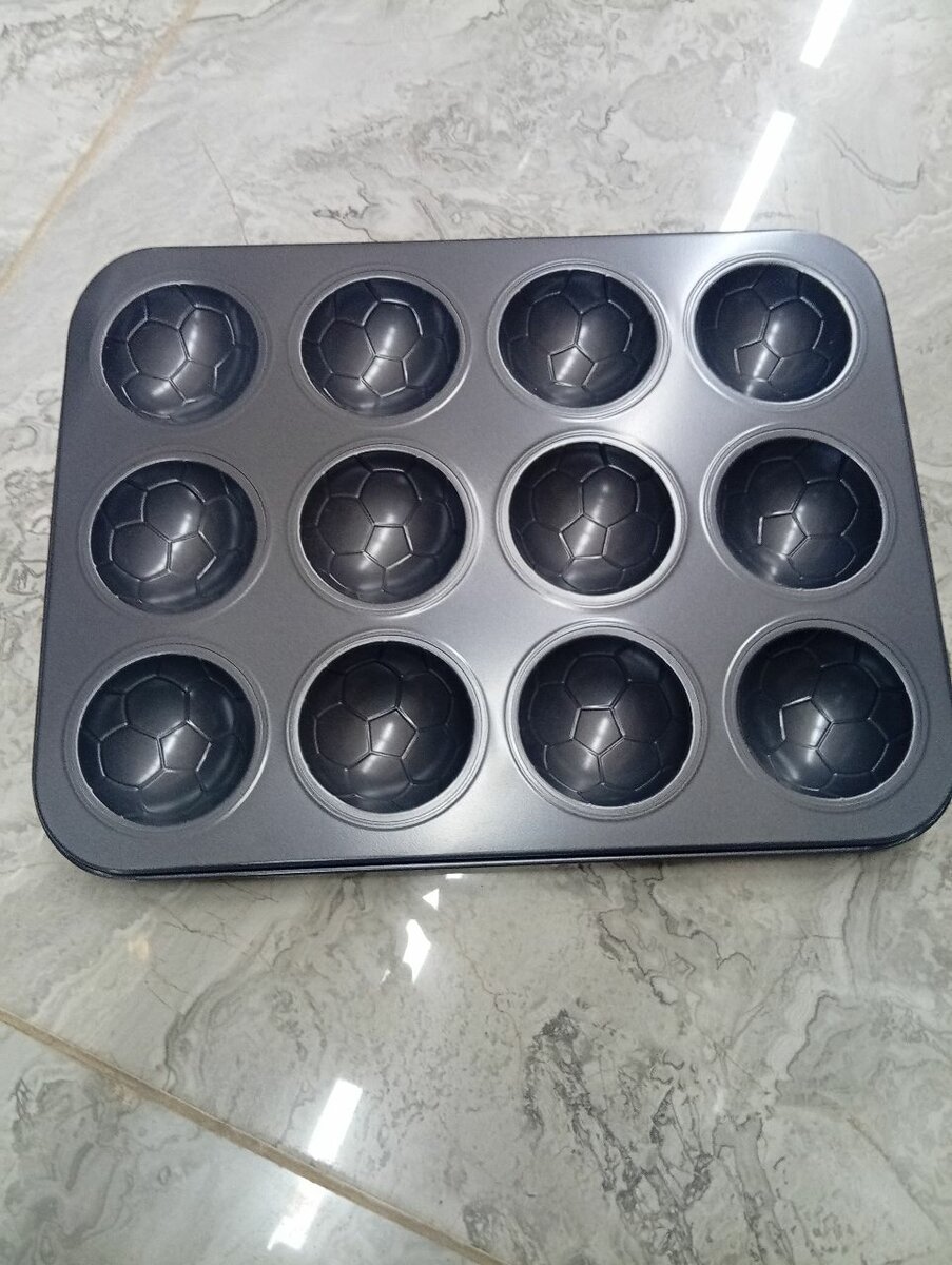 Plaques à muffins et madeleines